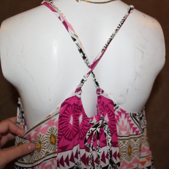 Back Cross Tank - Picture 4 of 5